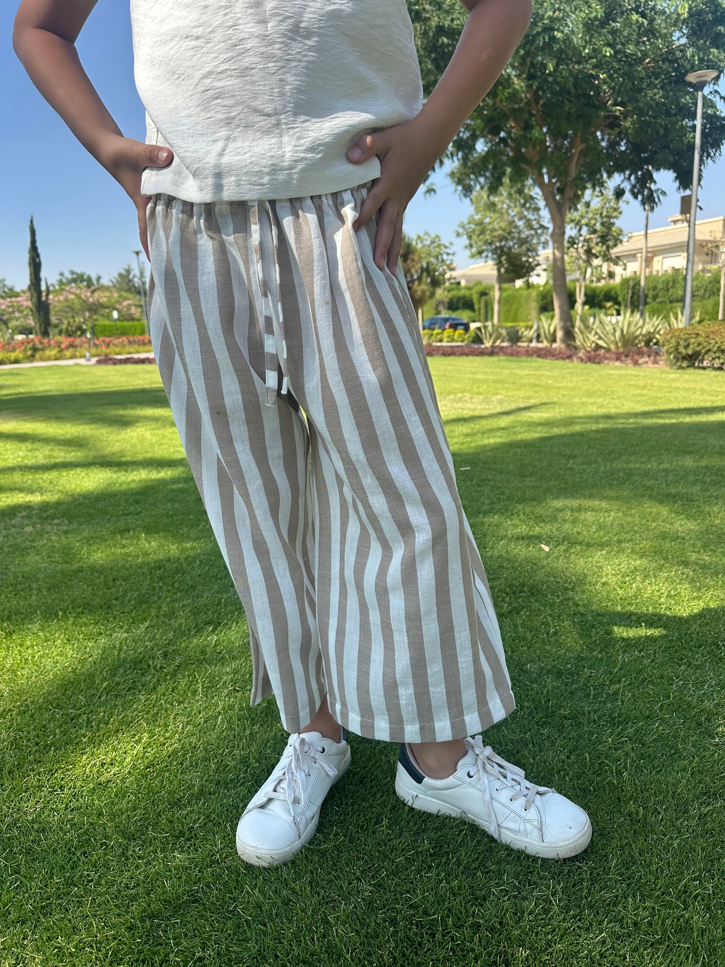 Strips beige and white linen pants